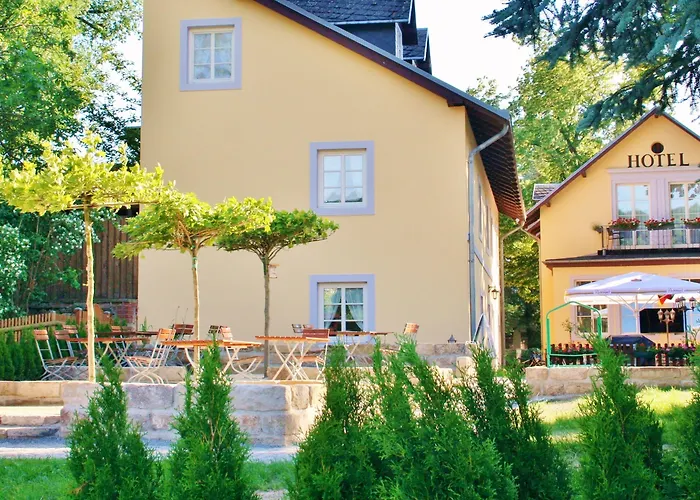 Alttolkewitzer Hof 3*