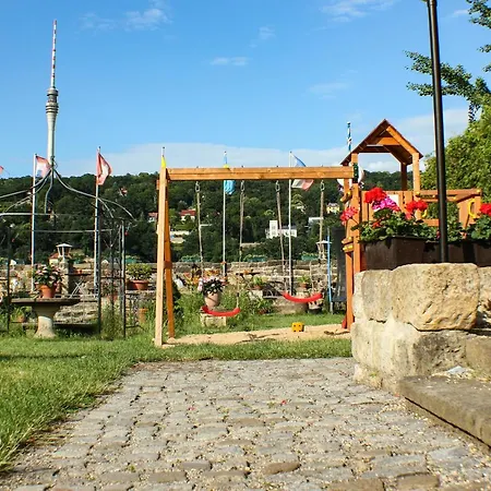 Alttolkewitzer Hof 3*