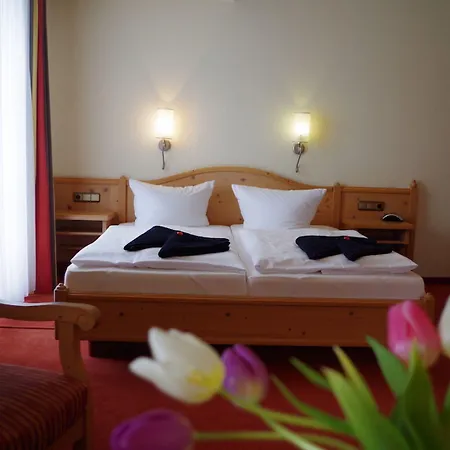 Hotell Alttolkewitzer Hof 3*