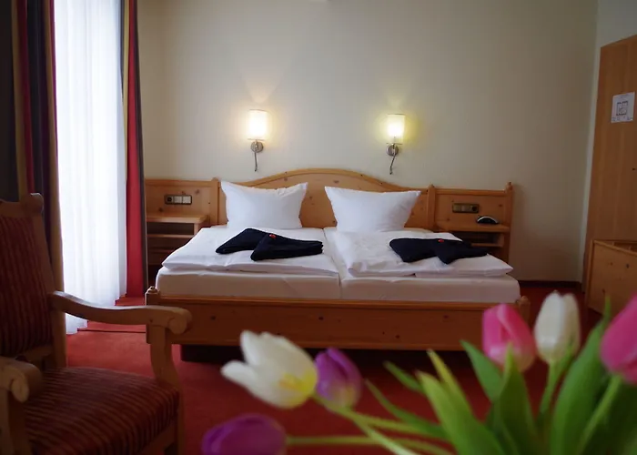 Hotel Alttolkewitzer Hof 3*