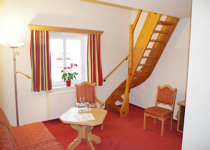 Alttolkewitzer Hof 3*